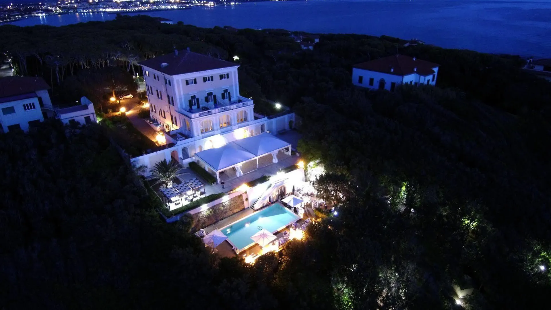 Villa Parisi Grand Hotel Castiglioncello 4*,  Italy